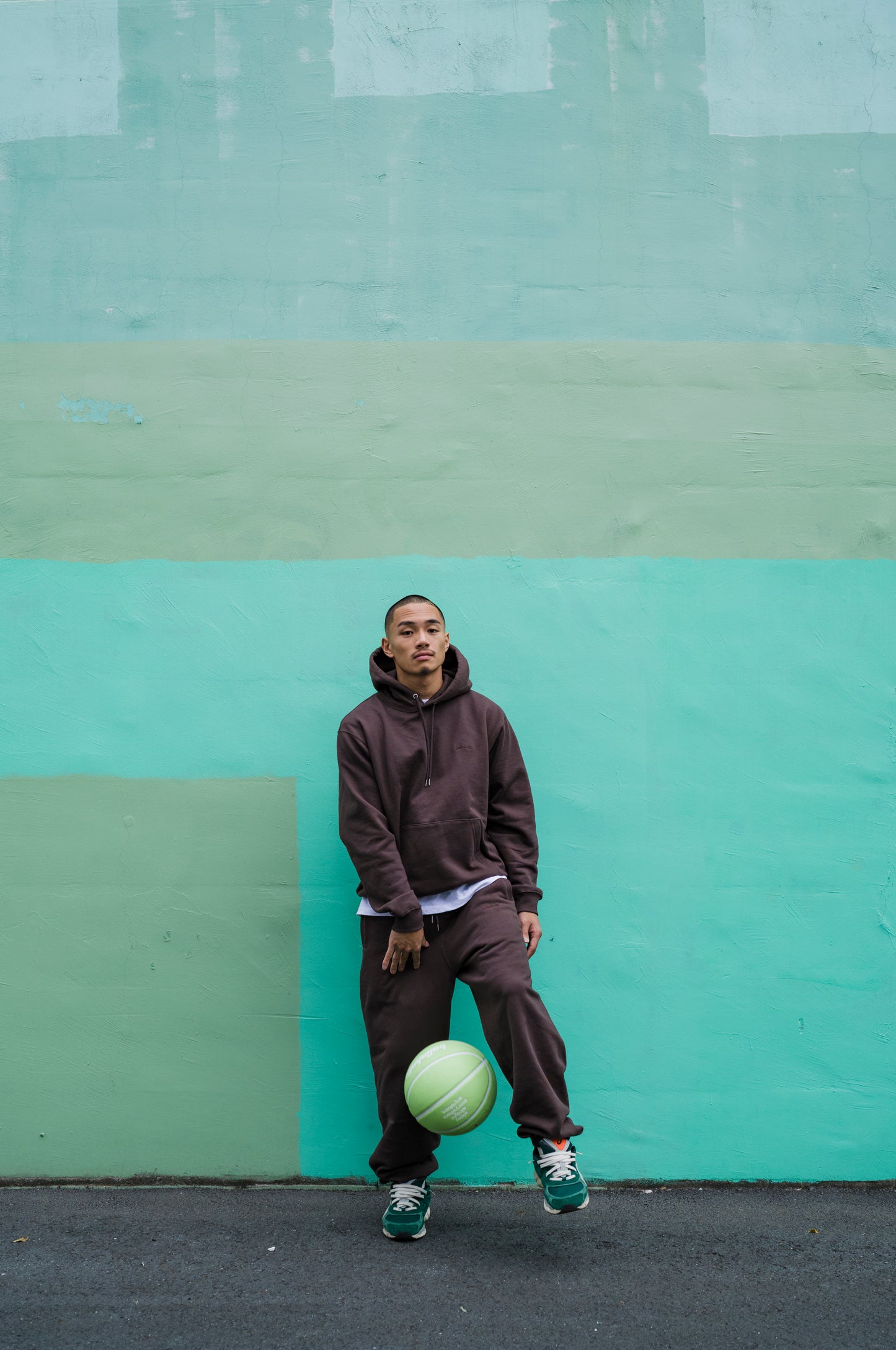 Small Logo Sweat Pants (chocolate)