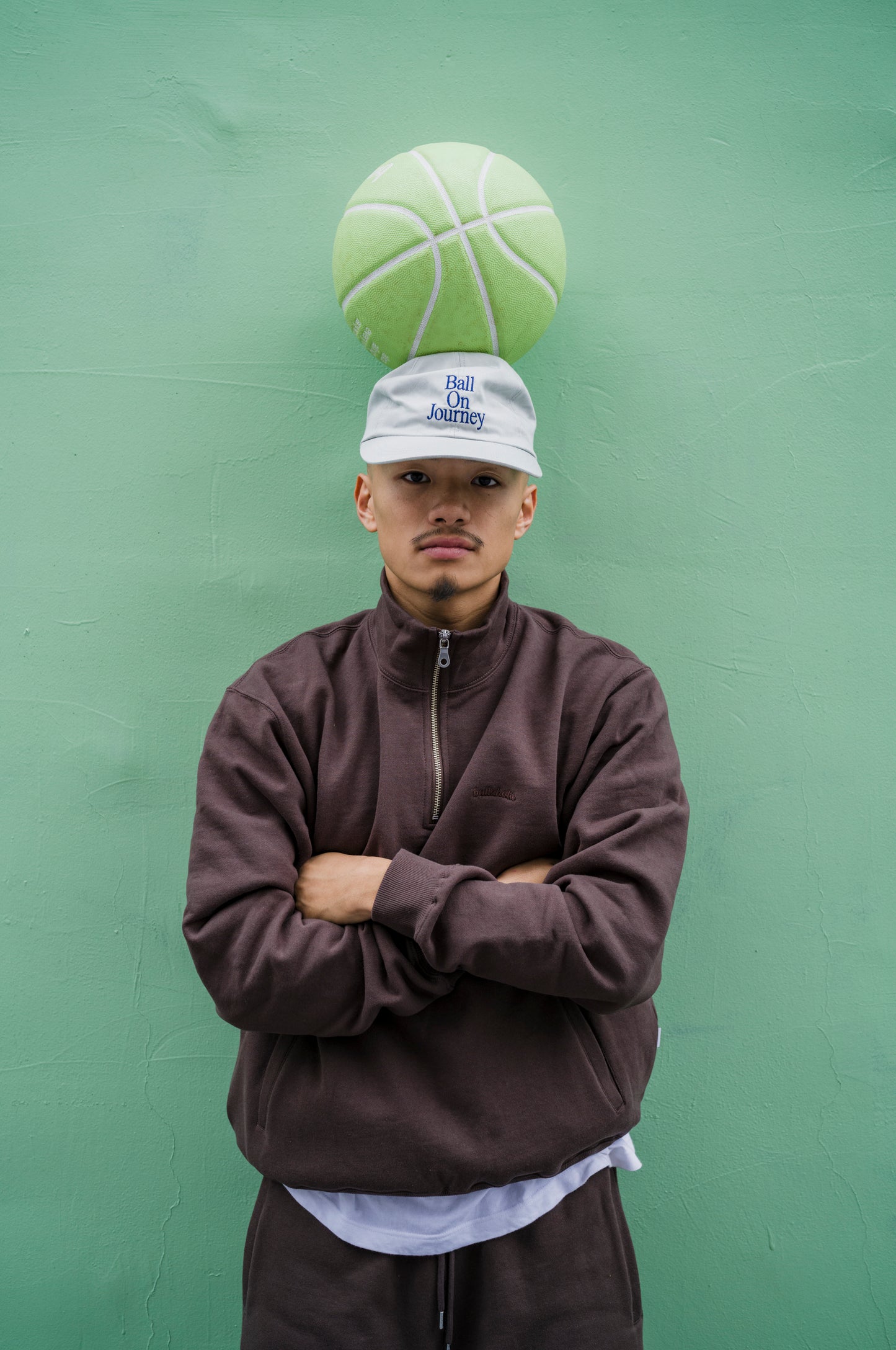 Ball On Journey 6P Cap (light gray)