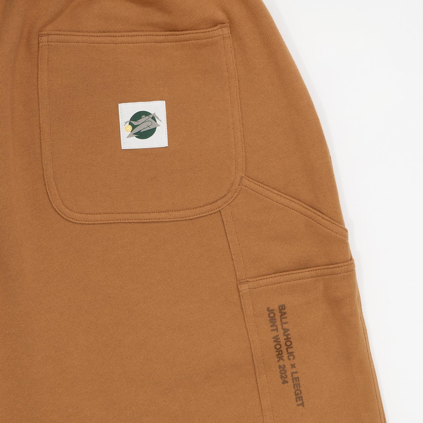 LEEGET × ballaholic Reversible Painter Sweat Shorts -FLUID MOVE- (light brown)