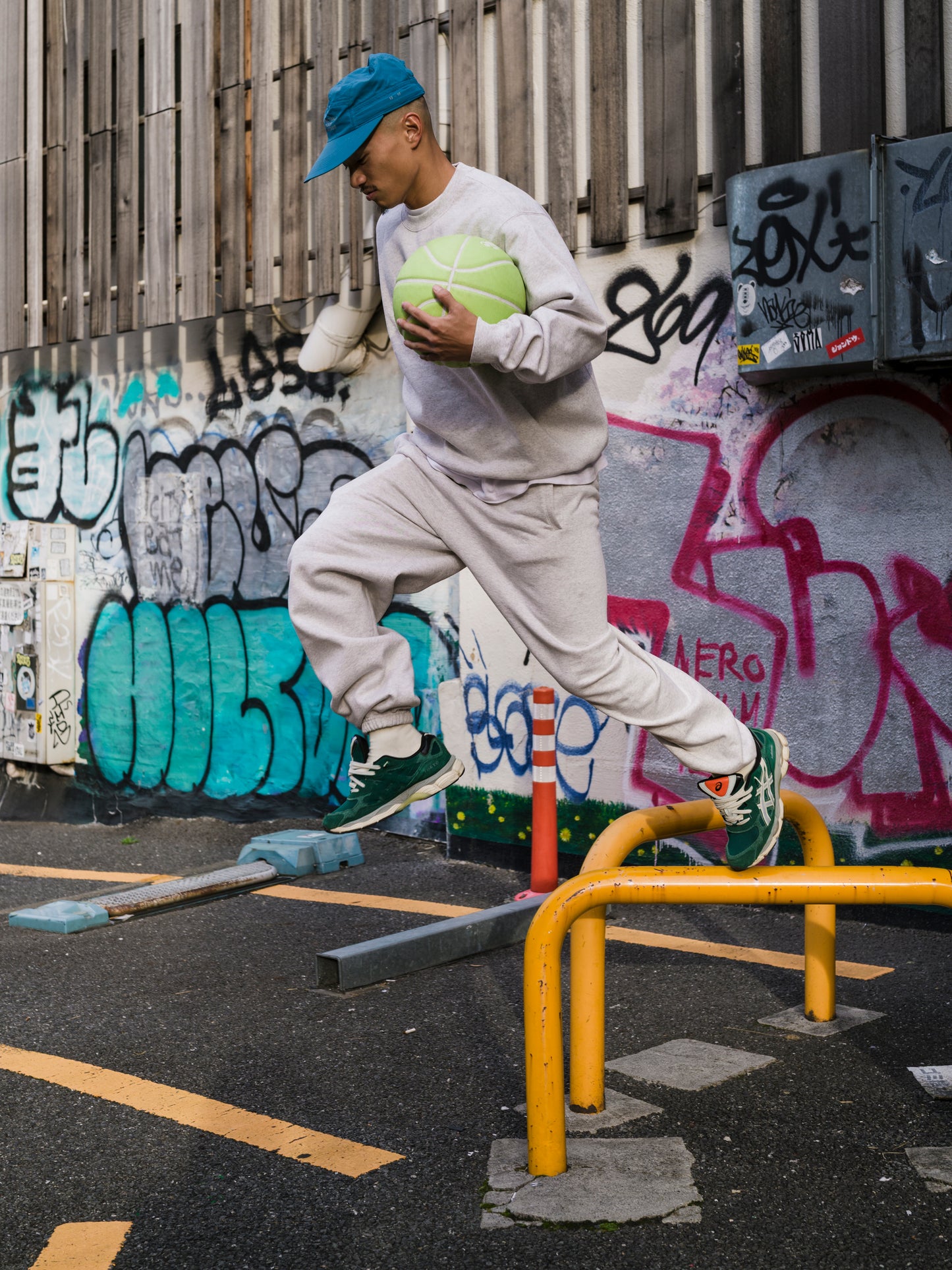 Small Logo Sweat Pants (ash)