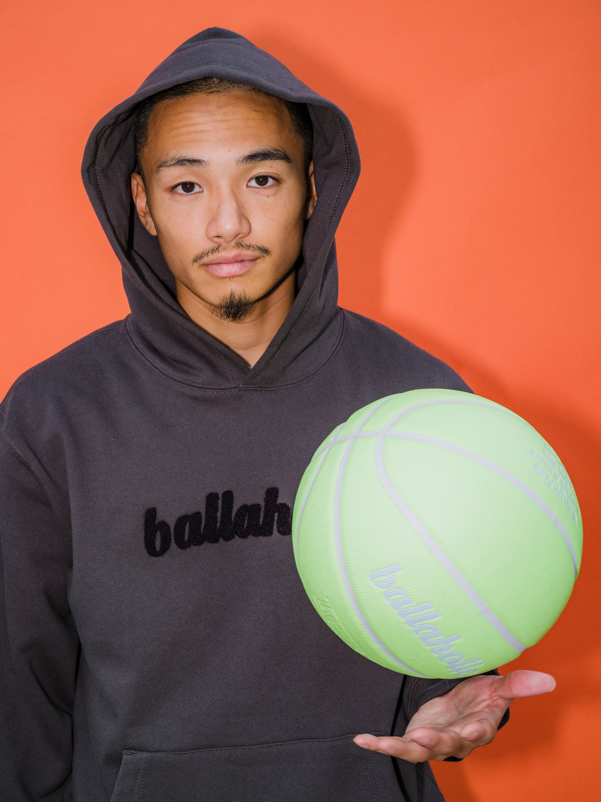 Logo Sweat Hoodie (raven)